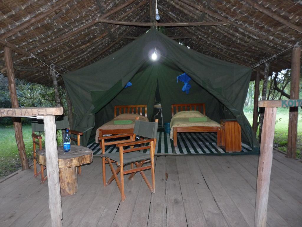 Enchoro Wildlife Camp Hotel Ololaimutiek Екстериор снимка